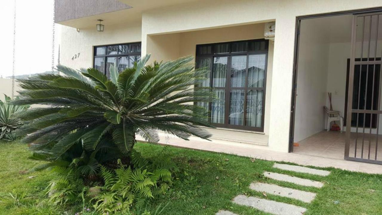 Bombinhas Brasil Residence II Guest House No Centro Bagian luar foto