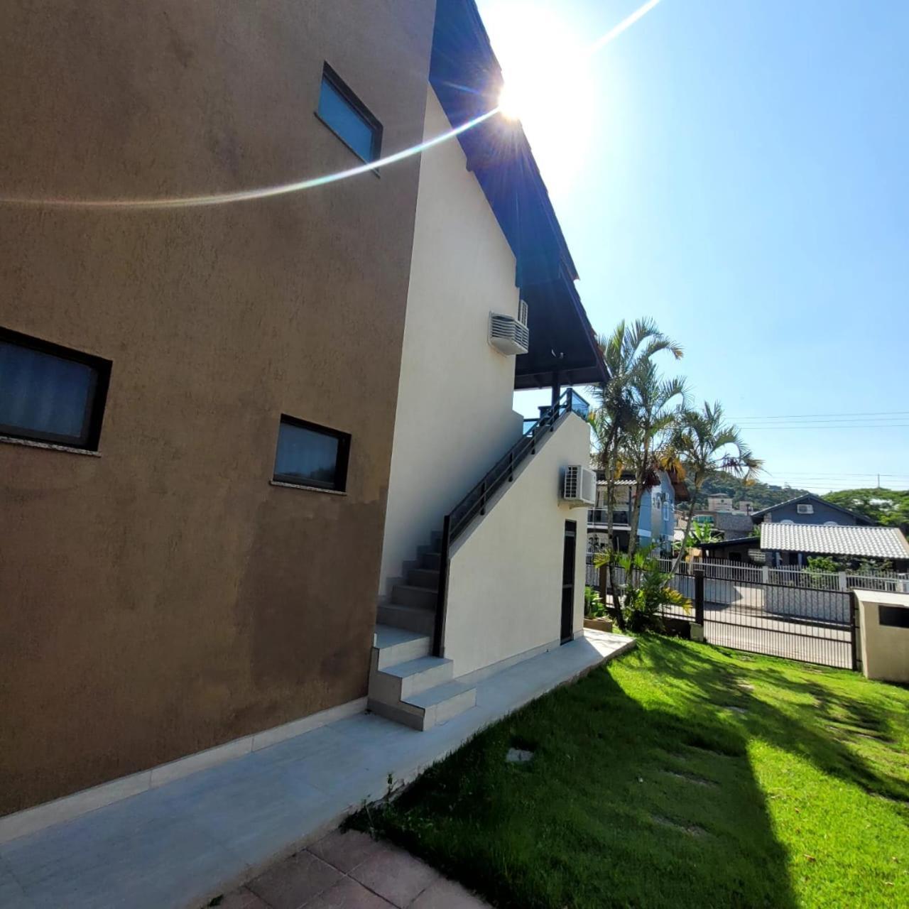 Bombinhas Brasil Residence II Guest House No Centro Bagian luar foto