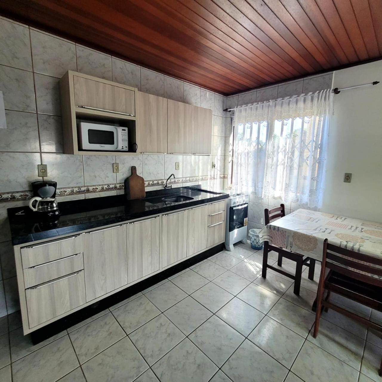 Bombinhas Brasil Residence II Guest House No Centro Bagian luar foto